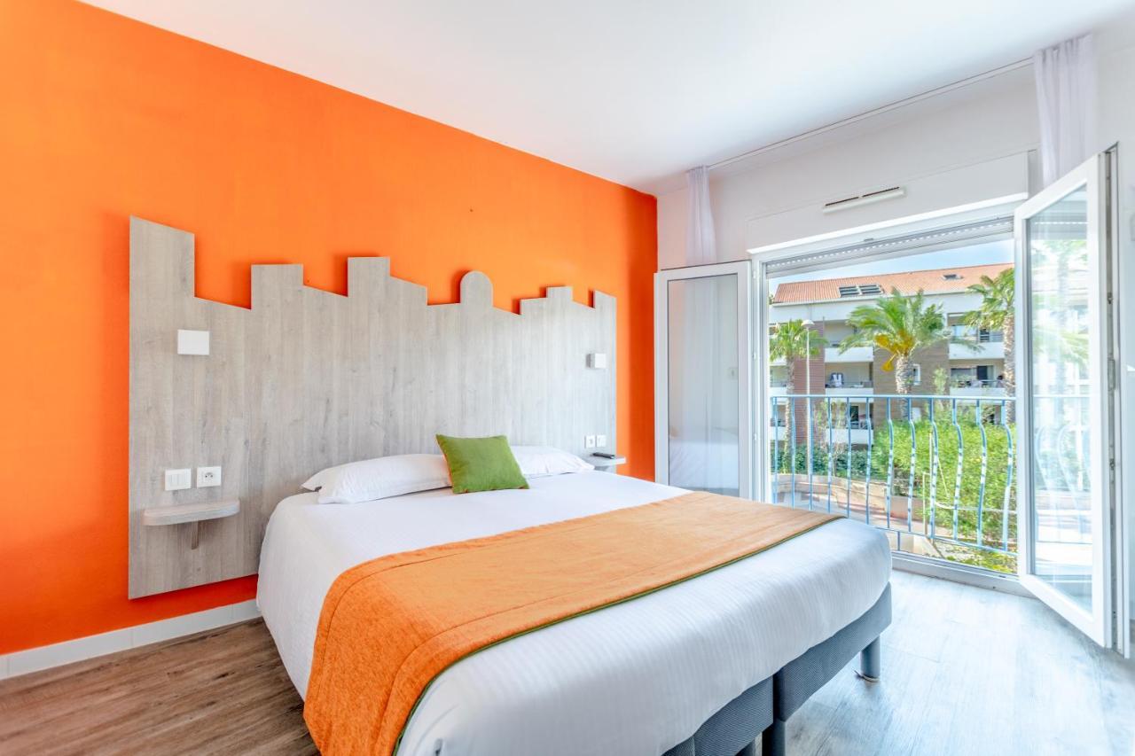 Hotel Provencal Saint-Raphael  Bagian luar foto