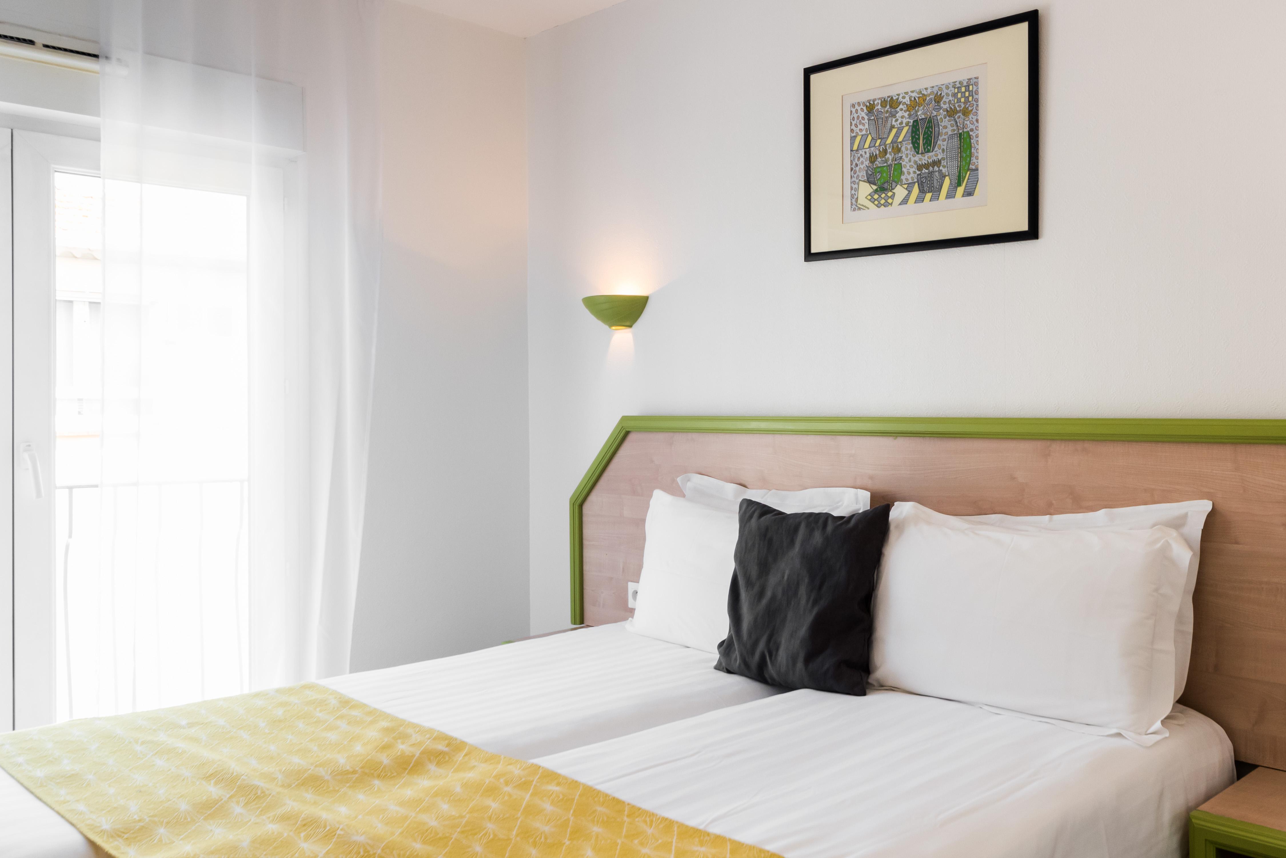 Hotel Provencal Saint-Raphael  Bagian luar foto