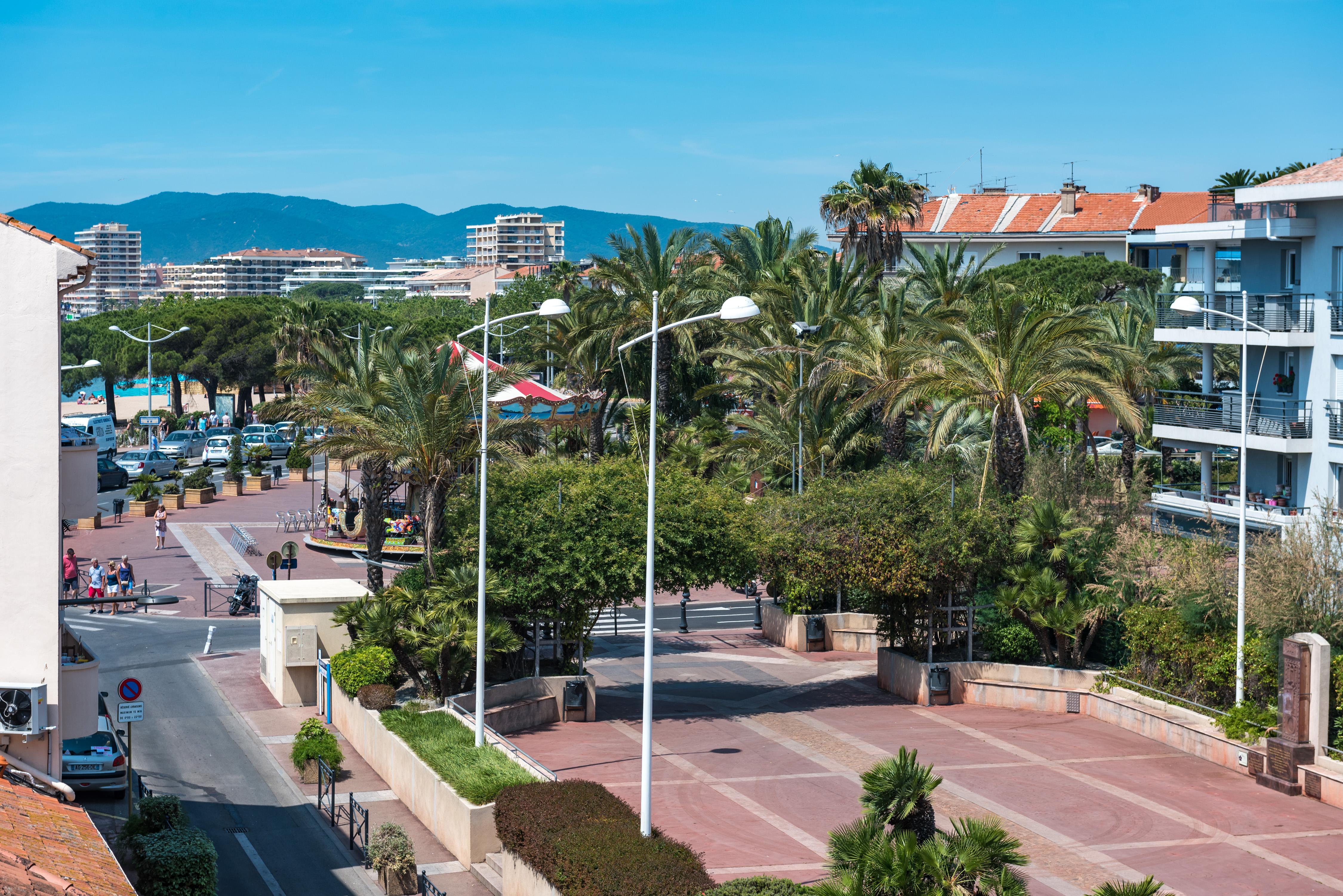 Hotel Provencal Saint-Raphael  Bagian luar foto
