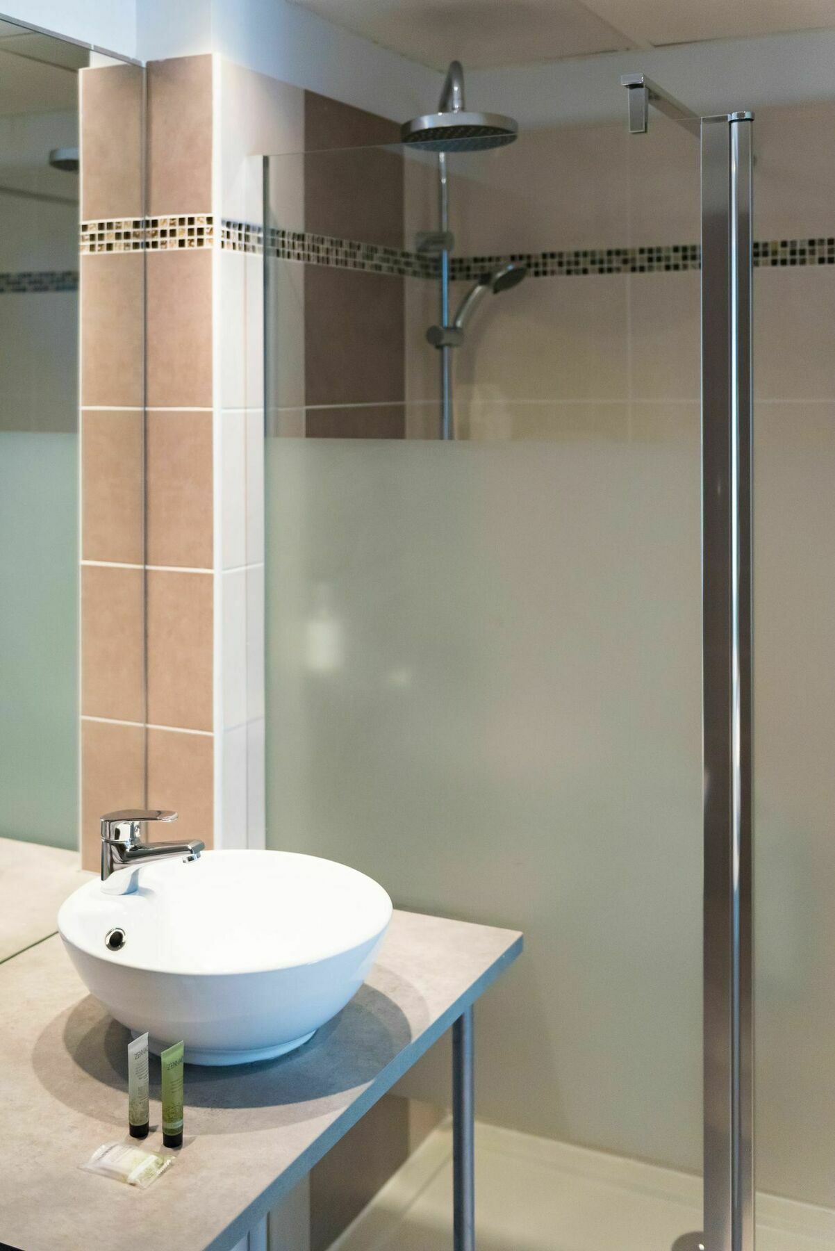 Hotel Provencal Saint-Raphael  Bagian luar foto